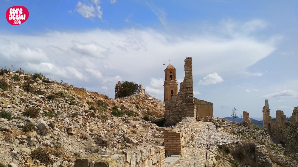 Poble Vell de Corbera d’Ebre i Biennal d’Art (abril 2019) Poble Vell de Corbera d’Ebre i Biennal d’Art (abril 2019)